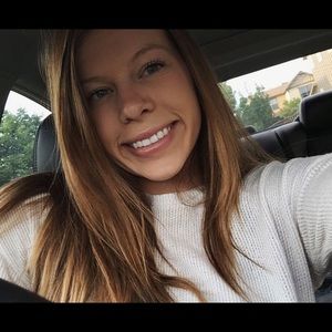 Meet your Posher, Taya